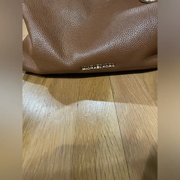 Michael Kors Large Pebbled Bag Never Used - Picture 2 of 13